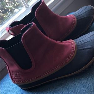 SOREL Leather duck rain chelsea style weather boot